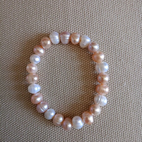 Bracelet with large baroque pearls new in salmon and white colors