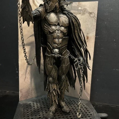 Raven Hellspawn 2 HSI.011 action figure like new, 7” McFarlane 2004