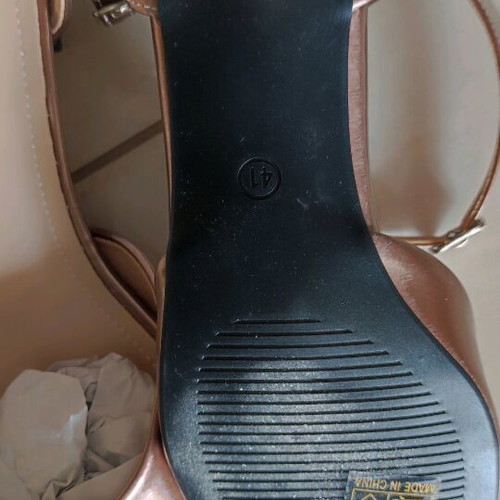 Women's bronze heels size 41 new, 4cm heel