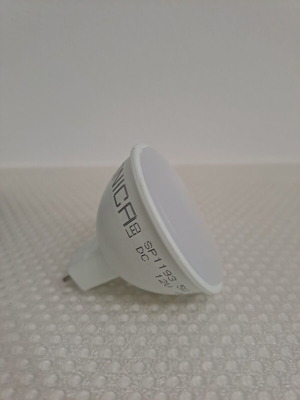 Λάμπες LED σπότ 5W θερμού φωτισμού 2700K 12V MR16, πακέτο 17