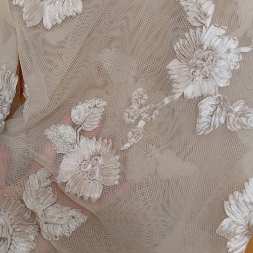 Embroidered bodysuit with beige flowers transparent like new size S-M