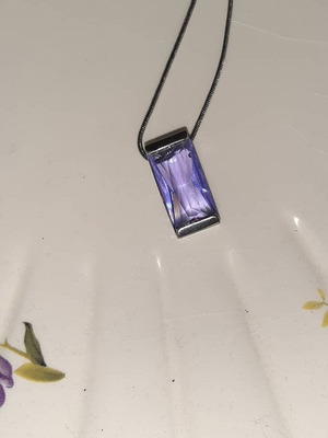 Necklace with lilac stone new