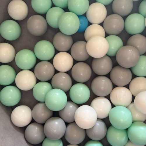 Meowbaby Ball Pit like new with 150 colorful balls