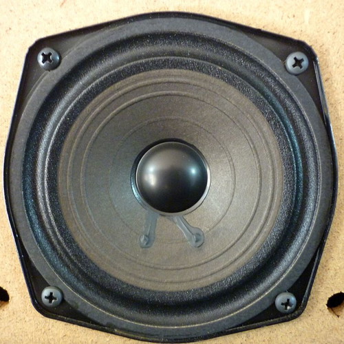 Pioneer 30W 8Ω speakers used in very good condition