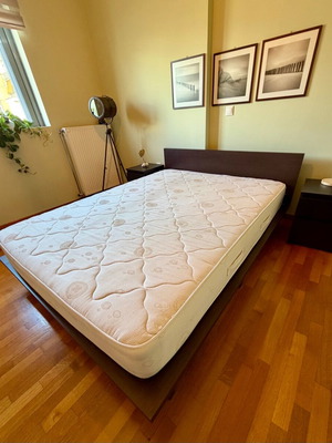 Στρώμα διπλό 1.50x2.00 σαν καινούργιο με latex, memory foam και ελατήρια