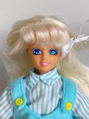Hasbro Sindy soft plush doll vintage 1990s used