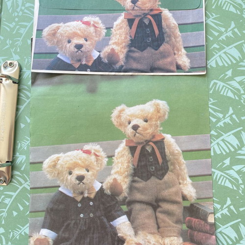 Correspondence pack like new