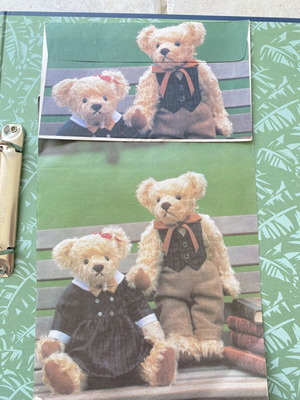 Correspondence pack like new