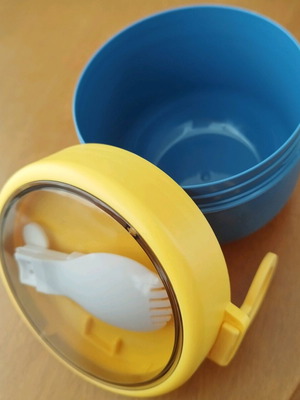 Small food bowl with fork on lid new