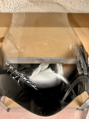 Genuine windscreen for Yamaha Majesty 2011-2014 like new