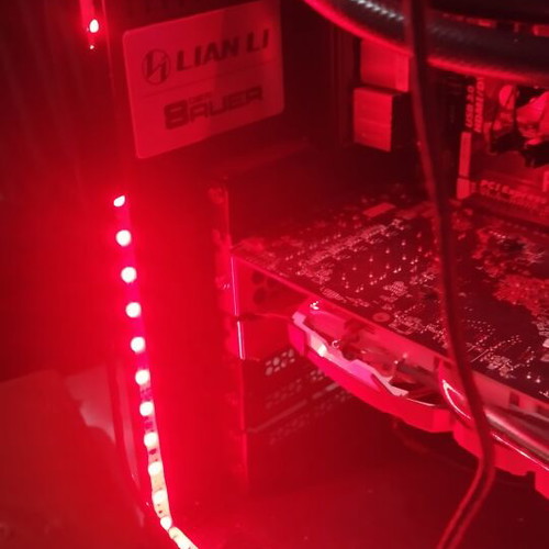 Gaming PC i7 with Lian Li case, Corsair AIO, MSI Rx 570 8GB