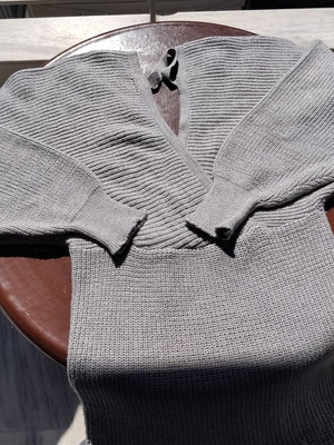 Short mini dress or long blouse like new, gray