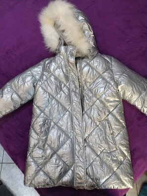 Women's silver jacket like new, windproof and waterproof