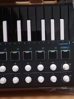 Arturia Mini Lab controller καινούργιο