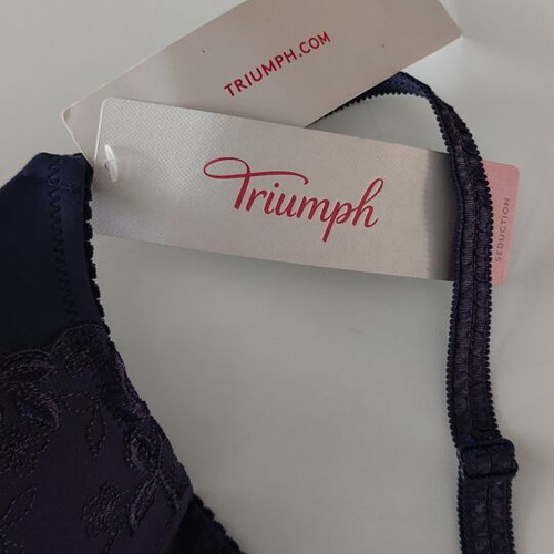Triumph Sexy Angel WHU Push-Up Bra Dark Blue 80C New with Tags