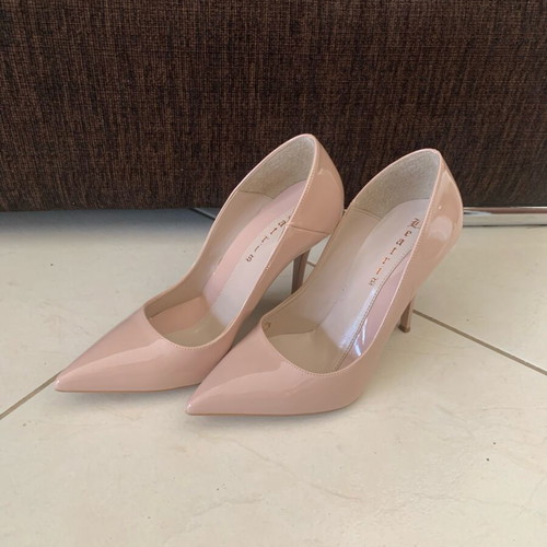Patent leather pumps 9cm pink, like new
