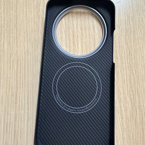 Techsuit case for Xiaomi 17 Ultra with magsafe mechanism, like new