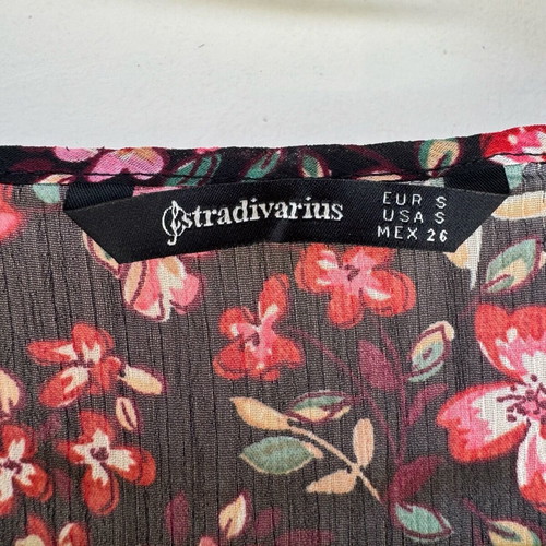Stradivarius floral cropped blouse size Small like new