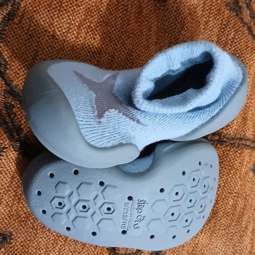 Step Ons sock shoes like new for 6-12 months