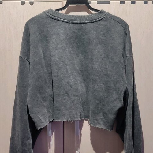 Bershka Gray Cropped Hoodie like new, size S