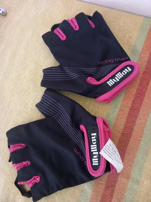 Cycling gloves like new
