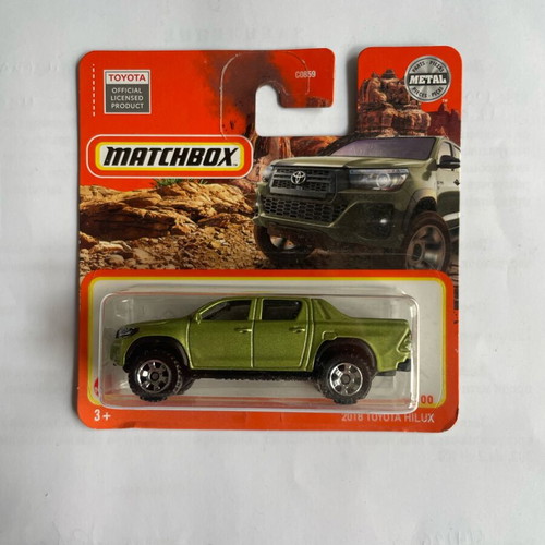 Matchbox 2018 Toyota Hilux toy car new