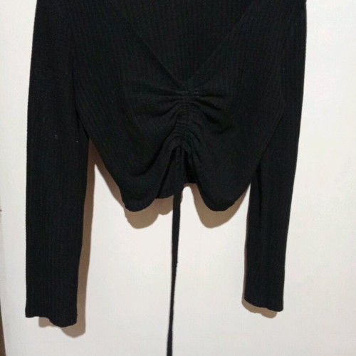 Shein cropped blouse like new, size M and L