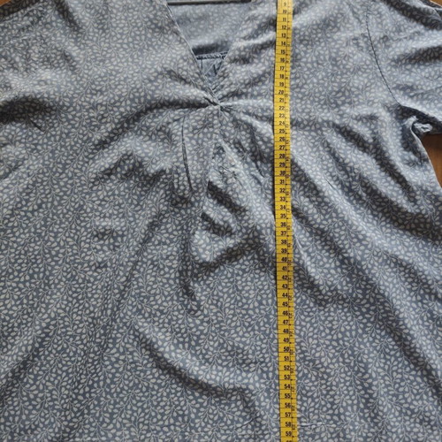 Ciel floral blouse tunic with V neckline used