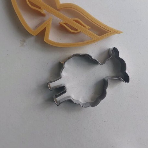 Metal cookie cutters set for biscuits and fondant like new