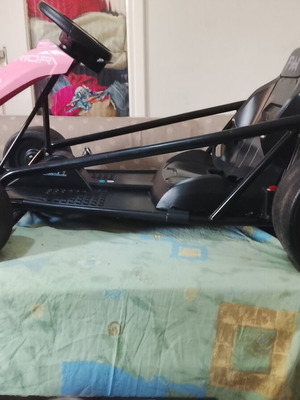 Drift Cart Scorpion wheels like new, 24V 14Ah batteries