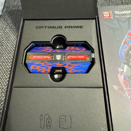 Transformers Hasbro earbuds new