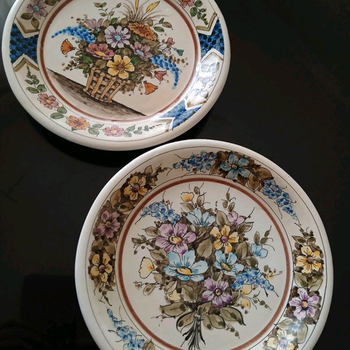 Ceramic handmade wall plates like new, set of 2, 20 cm diameter