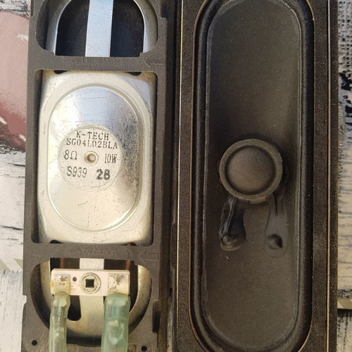 Samsung LE32B460B2WXXU speakers used, pair 8 Ohm 10 Watt