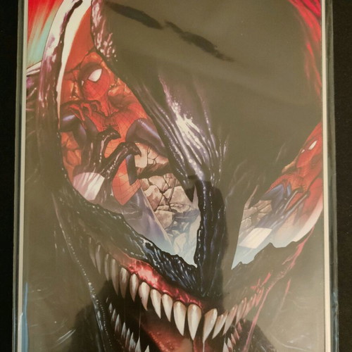 Venom #35 Mico Suayan Virgin Variant mint