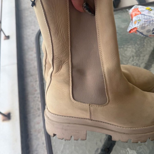Tamaris boots like new, white, size 39