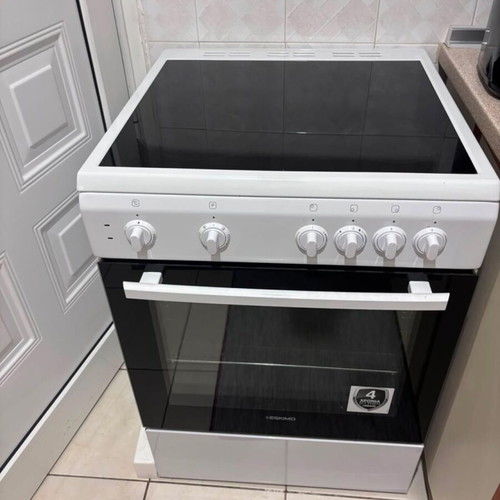 Eskimo electric oven with ceramic hobs