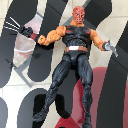 Wolverine Variant Weapon X Age Of Apocalypse Marvel Legends figure used