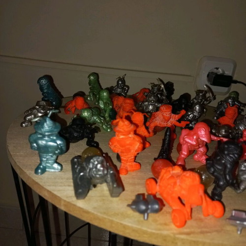 Underground figures used