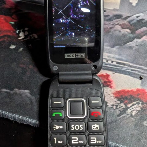 Maxcom Comfort MM818 mobile phone, black