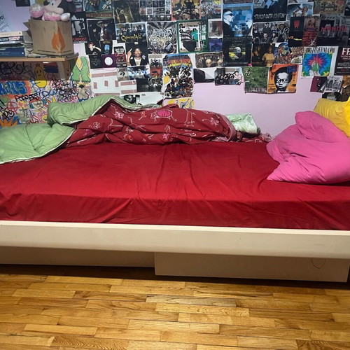 Single bed used with storage space