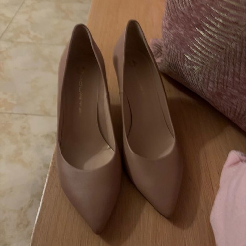 Mourtzi pumps used, nude color, size 39.5