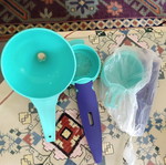 Σουρωτήρια και χωνί Tupperware καινούργια