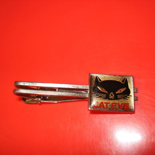 Cat tie clip used, 5cm x 1.7cm