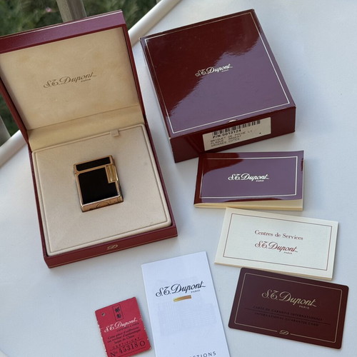 S.T. Dupont Laque De Chine lighter, gold with brown lacquer