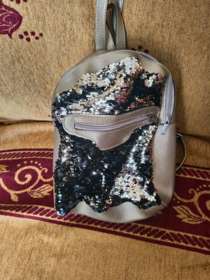 Children's backpack used, gold