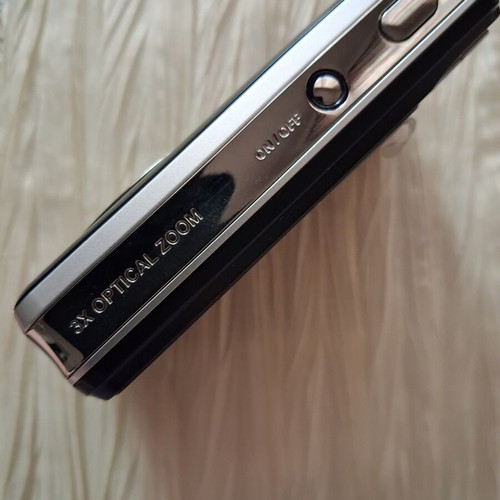 Pentax Optio E65 digital camera used, 8.1mp, non-functional for parts