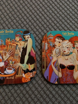 Cafe Berlin coaster set new