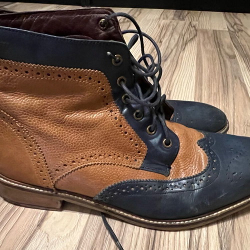Brogue boots used, brown and blue, size 42