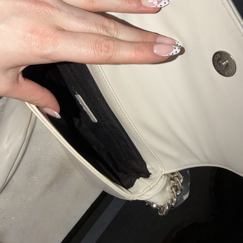Deezee crossbody bag beige like new with silver details