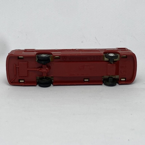 Mercedes-Benz O 302 toy bus used, scale 1/87, made in Greece